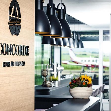 Concorde Hotel Am Flugplatz Донаушинген Екстериор снимка
