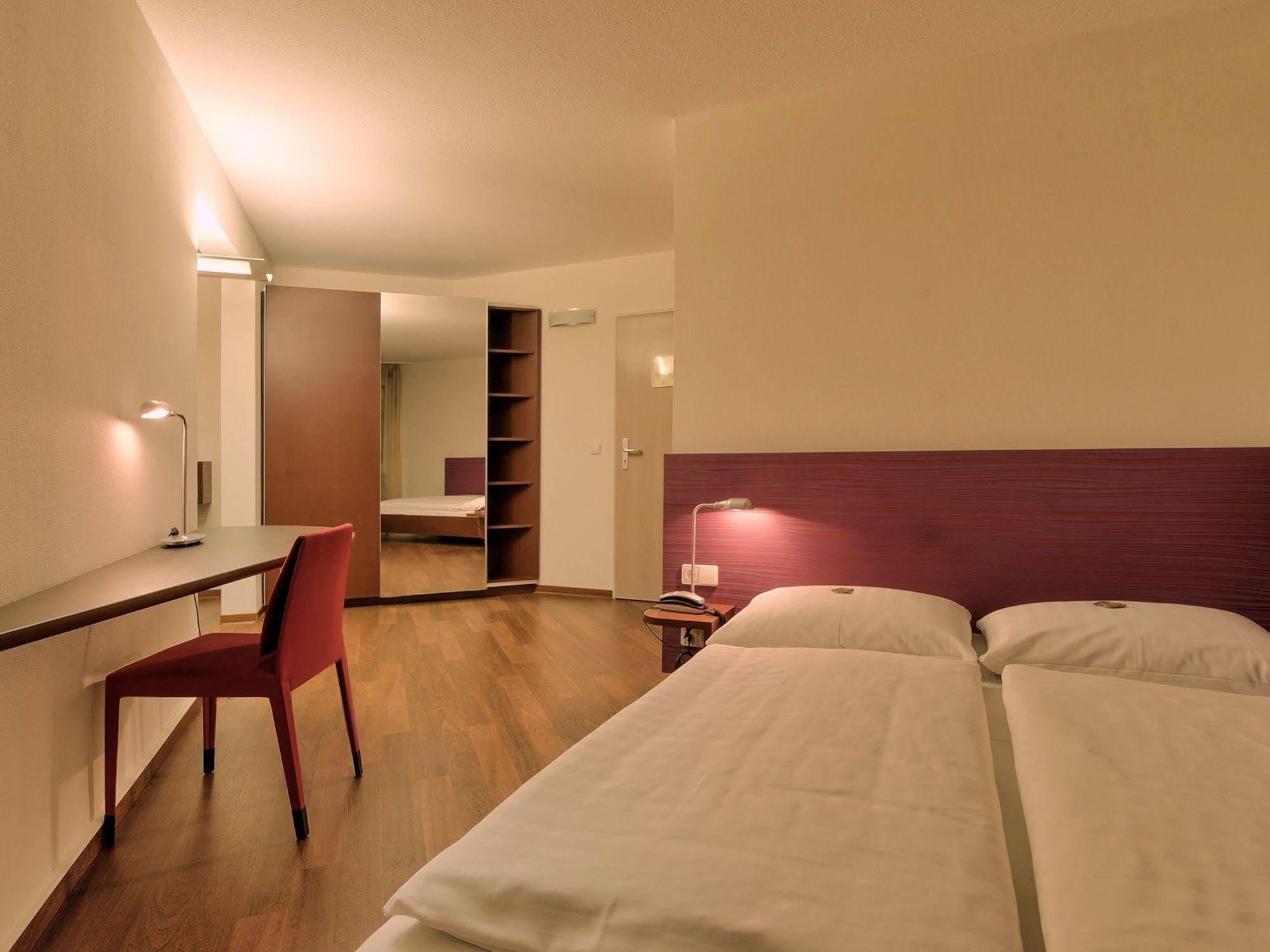 Sombea Donaueschingen Hotel Екстериор снимка