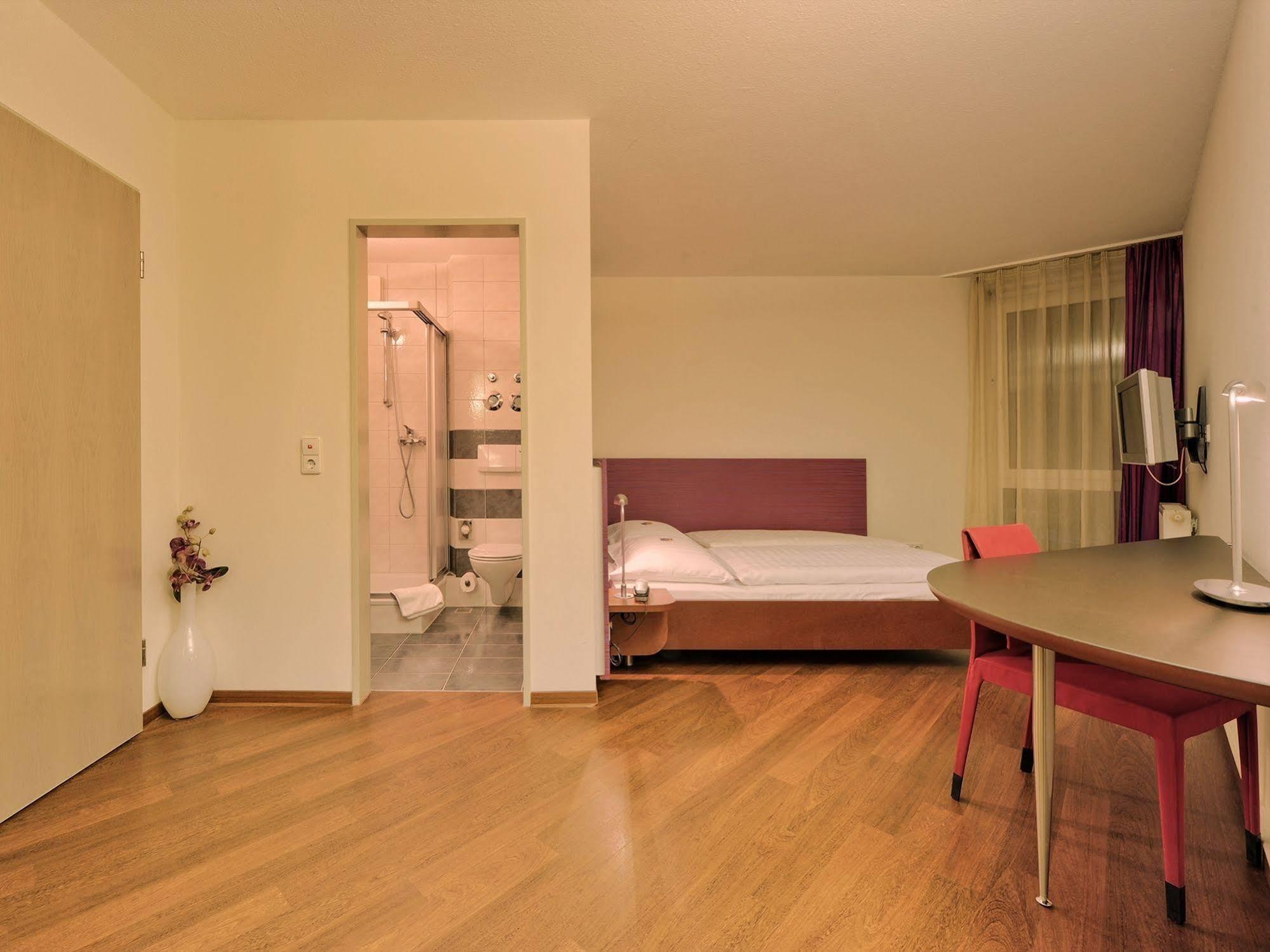 Sombea Donaueschingen Hotel Екстериор снимка